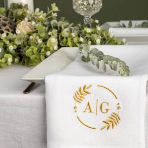 Tovaglioli da sposa bianchi personalizzati, Iniziali ricamate sul tovagliolo da sposa, Tessuto monogramma da sposa