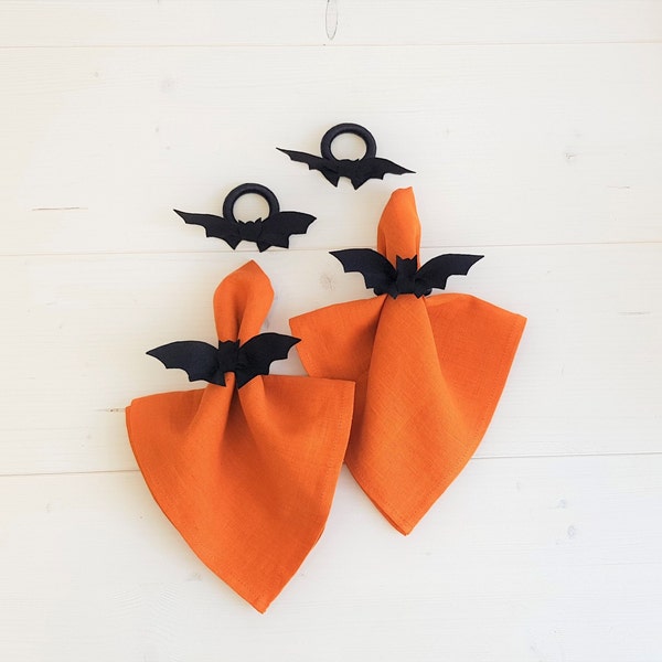 Halloween napkin ring, Bat napkin holder, Goth table decorations, Spooky black serviette ring, Bat cloth ring, Halloween plate décor