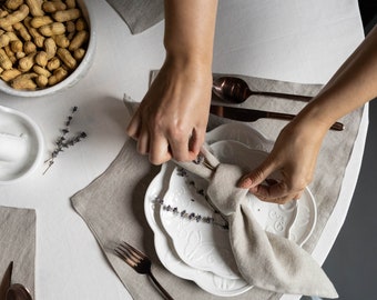 Natural linen napkins