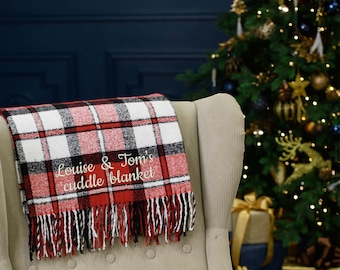 Personalised Christmas red tartan blanket, Custom Christmas throw with names