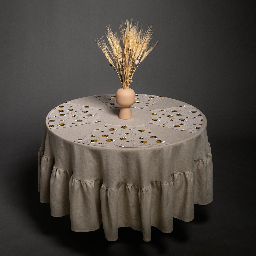 Bee Placemat Set for Round Table, Busy Bees Linen Toppers, Cute Bee Themed Kitchen Décor