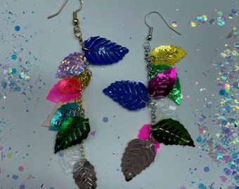 Falling Leaves Sequin Earrings! In Gold & Silver!