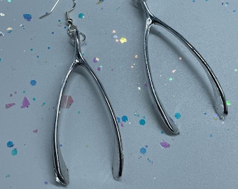 Silver Wishbone Earrings!