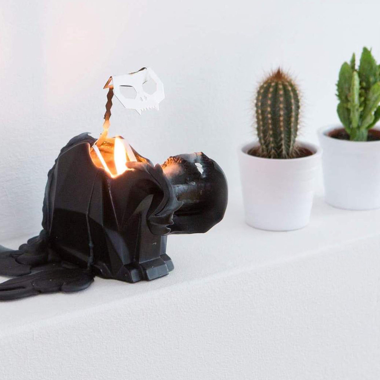 Pyropet Kisa Cat Skeleton Candle Black Spooky Cat Candle Metallic