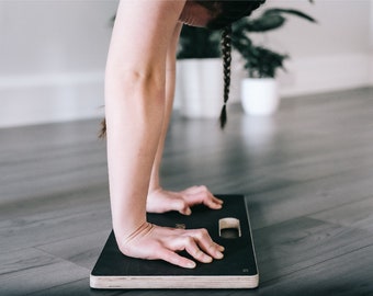 Kleines Handstand Balance Board - Die Handstand Bewegung