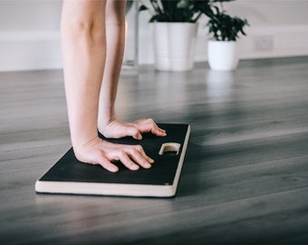 Mittleres Handstand Balance Board - Die Handstand Bewegung
