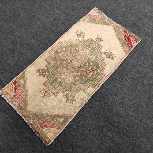 Small shops Turkish Rug, Entryway Rug, Outdoor Door Mat, Outdoor Decor, Bathroom Rug, Small Vintage Rug, Small Oushak Rug, Bohemian Home Decor