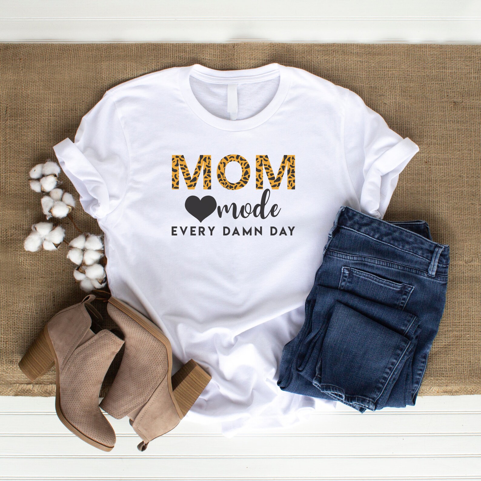 Mom Mode Mom Shirt Downloadable File SVG & PNG | Etsy