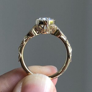 Vintage Oval Moissanite Engagement Ring 14K Solid Gold 8x6 Oval ...