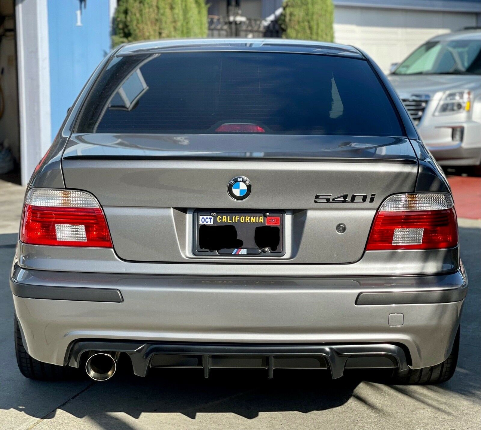 BMW E39 M sport rear diffuser gloss,abs plastic,for sedan and wagon,video  review