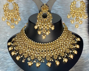 Asian party wear Necklace set in gold colour with earrings and tikka, Bollywood style jewellery set, Indian Pakistani