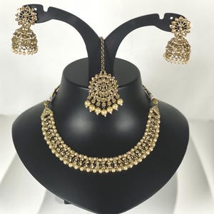Asian Necklace set with zhumki earrings and tikka party wear, GOLD colour shadow stone indian  Bollywood style jewellery set
