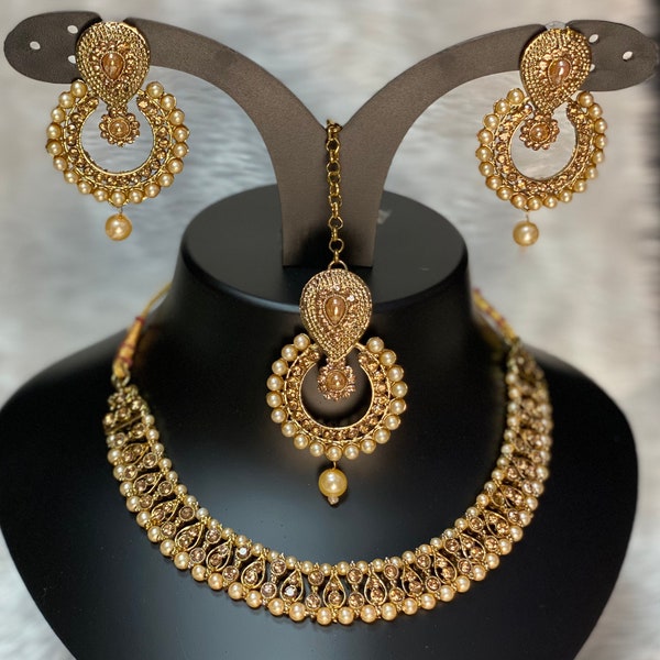 Asian Necklace set with earrings and tikka party wear, GOLD colour, Bollywood style jewellery set, Indian, Pakistani style