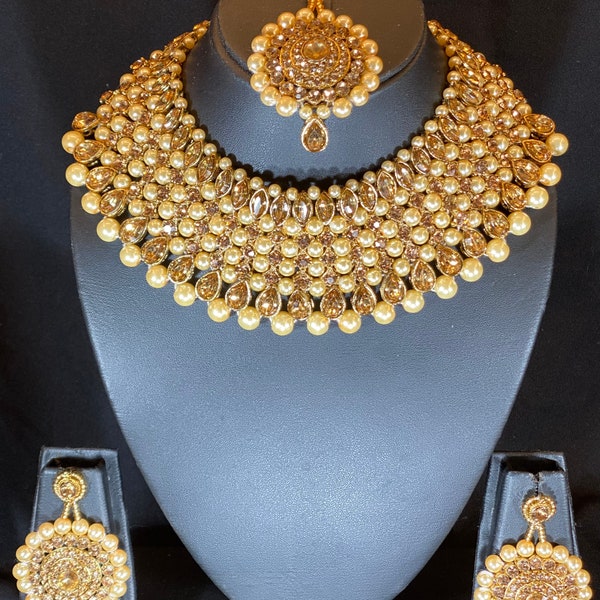 Asian bridal necklace set in GOLD colour with earrings and tikka, party wear, Indian,Pakistani style jewellery set, Bollywood style