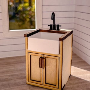 DIGITALE DATEI! Puppenhaus 1/12 Miniatur Spülenschrank mit 2 Türen, Spülbecken und Wasserhahn. SVG- und STL-Dateien