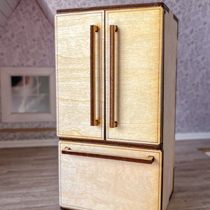 DIGITALE DATEI! 1:12 Miniatur Kühlschrank Kit für Puppenstube 1:12 Unterteil mit Gefrierfach. Funktionsfähige Türen und Schubladen. SVG-Datei.