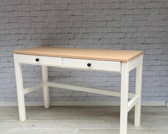 Dollhouse 1/12 scale miniature 3D printed desk with opening drawers