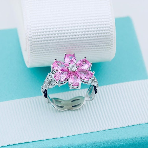 Eda Yildiz Ring, Hande Ercel Magnolia Pink Flower Ring, Sen Cal