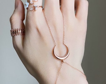 Hand Chain Bracelet, Mothers Day Jewellery Gift İdeas Bohemian Moon Hand Chain Bracelets for Her, Celestial Silver Jewelry, Finger Bracelet,