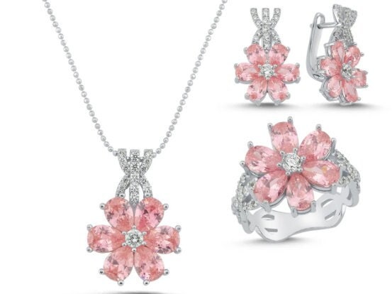 Pink Quartz Floral Jewelry Set: Hande Ercel Inspired Jewelry Set
