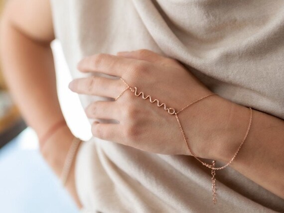 925K Sterling Silver Snake Design Hand Chain Bracelet for Women