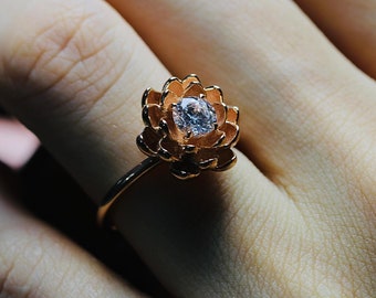 Lotus Ring • Lotus Floral Ring For Woman  • Lotus Floral Ring • Unqiue Rings •Vintage Ring For Women • 14K Gold Vintage Style Ring For Woman