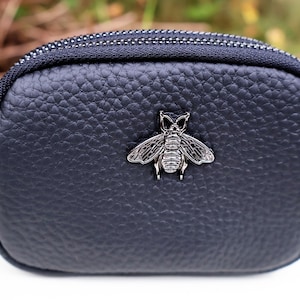 Bolsa de couro legítimo elegante 11,5 x 8 cm preta tipo abelha