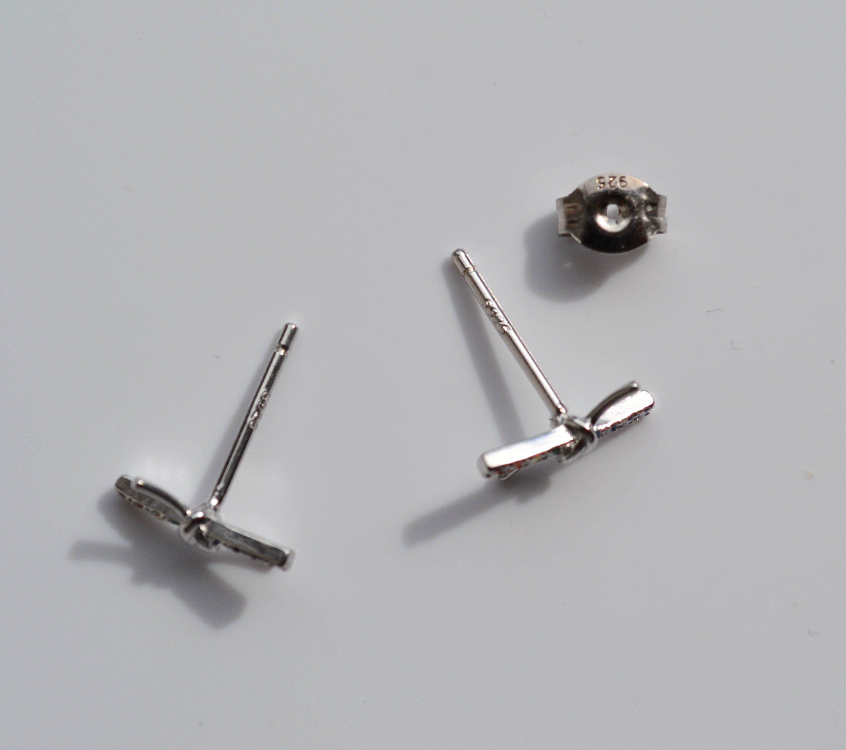 Orecchini a bottone con arco in argento sterling 925, zirconi colorati, arcobaleno e fulmine, per donne, gioielli alla moda per feste - Italia