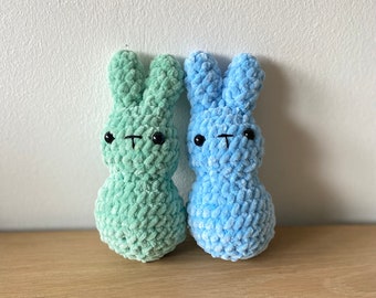 CONIGLIO di Pasqua all'uncinetto pupazzo peluche amigurumi coniglietto animale