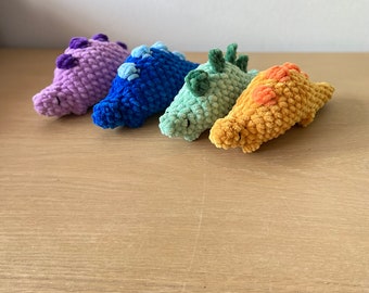 STEGOSAURO all'uncinetto pupazzo peluche amigurumi dinosauro