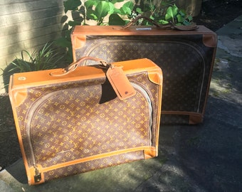 A PAIR OF BROWN MONOGRAM CANVAS HARDSIDED SUITCASES, LOUIS VUITTON, CIRCA  1990