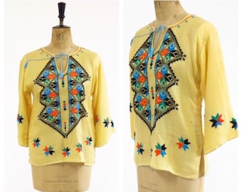 Haut tunique hippie bohème floral brodé d'inspiration aztèque vintage des années 1960 des années 1970
