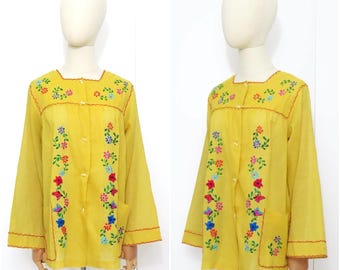 Vintage 1960s 1970s Embroidered South American Mexico Yellow Floral Embroidered Boho Peasant Blouse Jacket