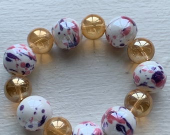 Pulseras de cuentas de vidrio reciclado