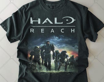 Halo Reach 2010 Poster Print Vintage Y2K 00s Video Game Promo T-Shirt