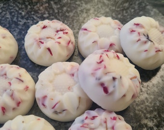 Juniper Burst wax melts and chunky snap bars