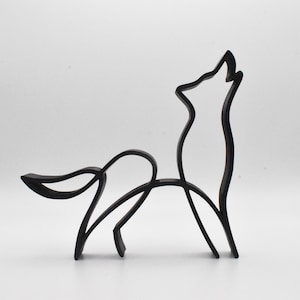 Line Art Wolf Sculpture, Minimalist Home Decor, Tabletop Ornament, Housewarming Gift