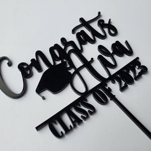 Topper per torta di laurea personalizzato &quot;Congratulazioni&quot; del 2025. Classe del 2025. Decorazioni per la festa di laurea.