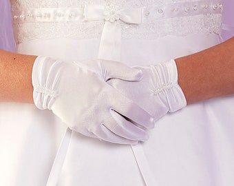 Agnes Girls White Ruched Holy Communion Glove with Faux pearls