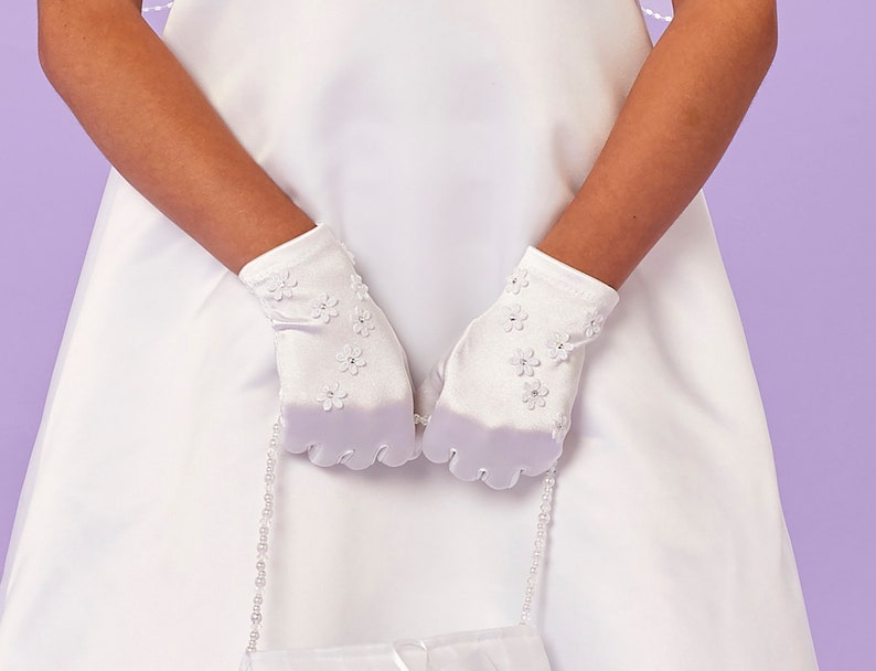 Rebecca Girls White Holy Communion Glove image 1