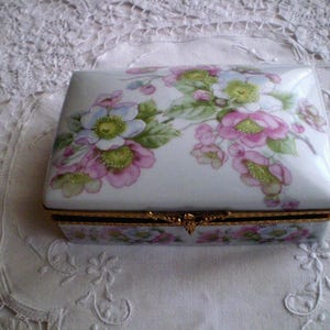 box limoges castel france made and decorated in lemages cd limoges