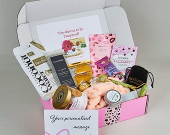 Christmas Spa Gift Box: Relaxation Pamper Hamper with Face Roller