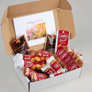 Lotus Biscoff Geschenkkorb Ultimatives Geschenk für sie oder für ihn mit Biscoff und Go Keksen, Geburtstagsgeschenkkorb, personalisierte Valentinstag Geschenkbox