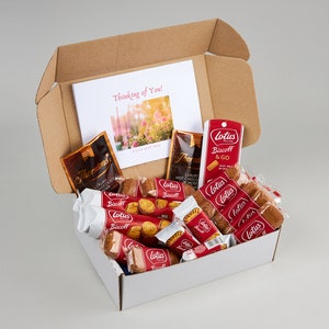 Lotus Biscoff hamper Ultimate gift for her or for him with Biscoff and Go biscuits, birthday gift hamper, personalised Valentines gift box image 6