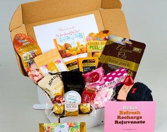 Autumn Self Care Gift Box, Soy Candle, Bath Salts, Thanksgiving Pamper Set