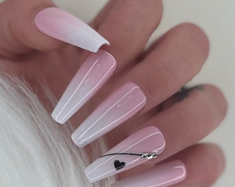 Press on Nails Babyboomer rosa weiß Ombre Stripes