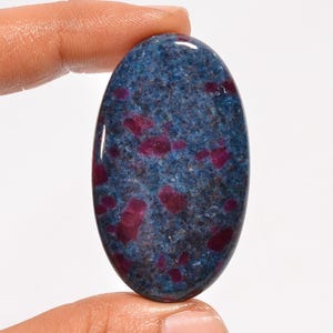 Naturlig Rubin Kyanit Cabochon, Rubin Kyanit Ädelsten av högsta kvalitet 115 ct. 50X30X6 mm AK-9335
