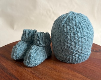 Knitting Pattern Dot Stitch Beanie and Bootie Set PDF Instant Digital Download Newborn to 3 months 4ply