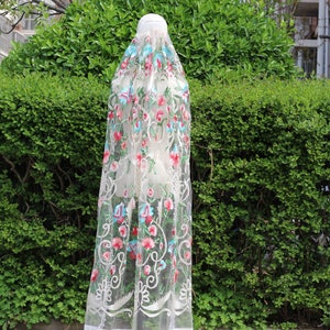 wildflower veil,floral wedding veil embroidery floral,flower veil,embroidered veils for wedding,floral embroidered veil,coloured bridal veil