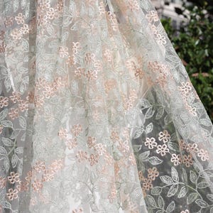 Soft pink Green flower wedding veil,Blush floral wedding veil,Spring Floral Embroidered Veil,Botanical floral veil,WildFlower Veil